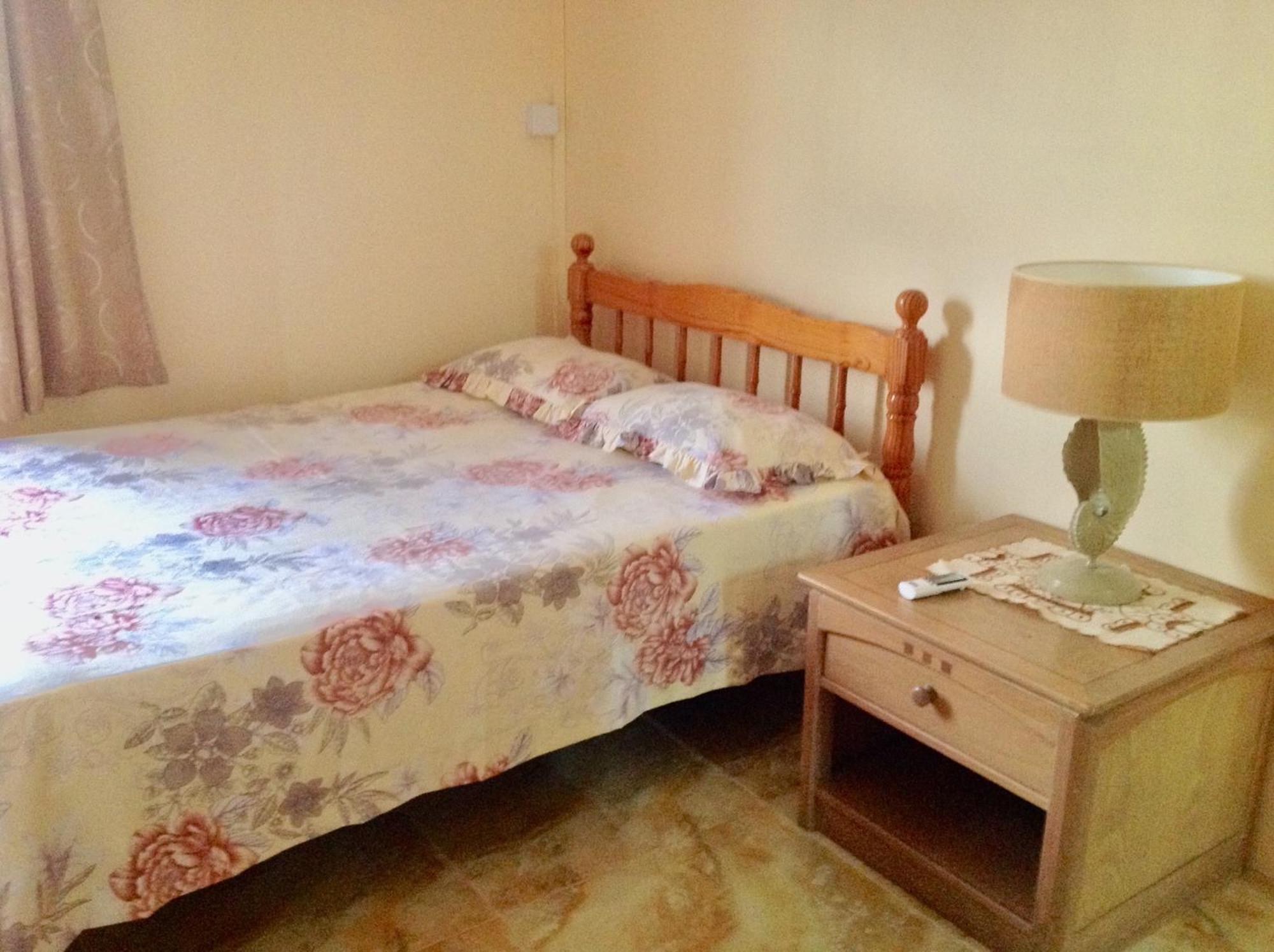 Cardamon Villa Is A 2 Bedroom With 1 Bathroom And Seperate Toilet Detached House With Ac And Swimming Pool , 5 Minutes Walk From Flic En Flac Public Beach Dış mekan fotoğraf